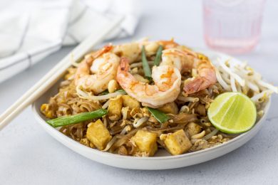 Horizontal view of completed Pad Thai dish.
