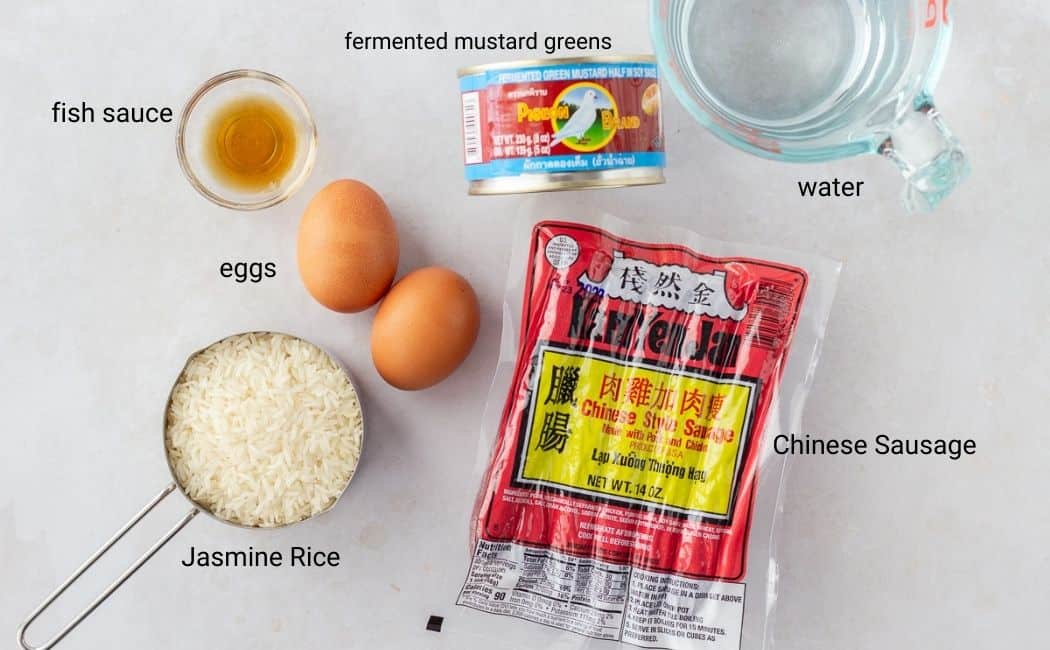 Ingredients and toppings for Khao tom