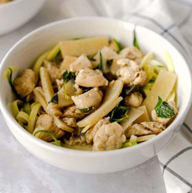 Feature image of Green curry in a bowl.